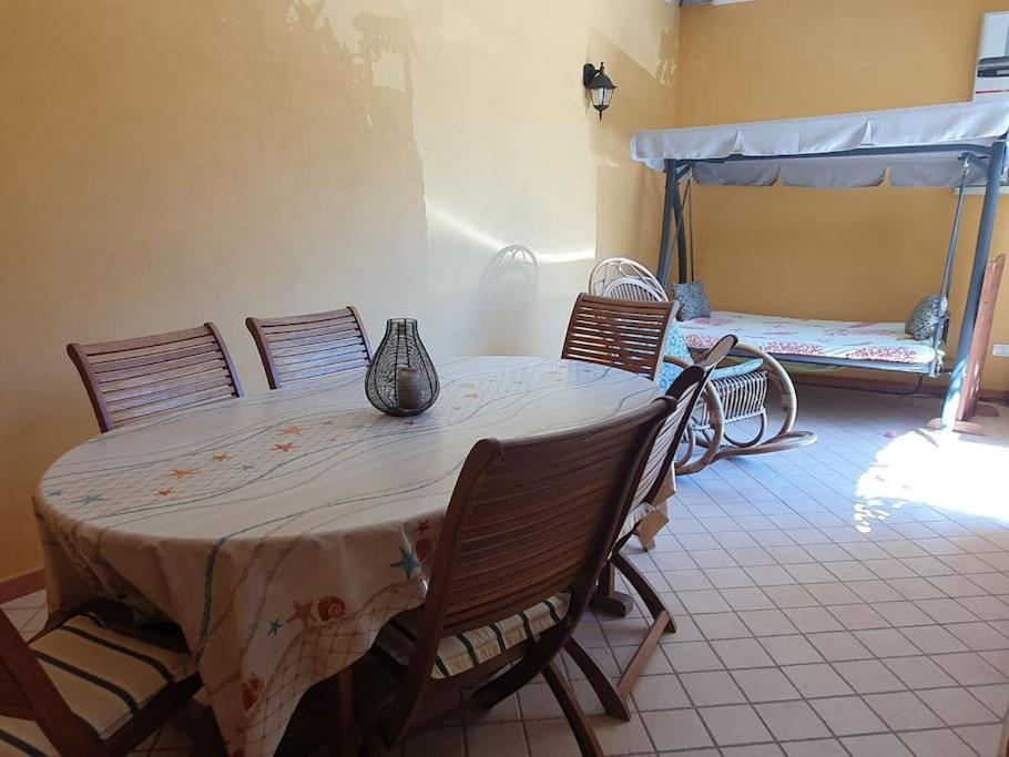 Villasimius P.Terra - Centro Paese Eksteriør bilde